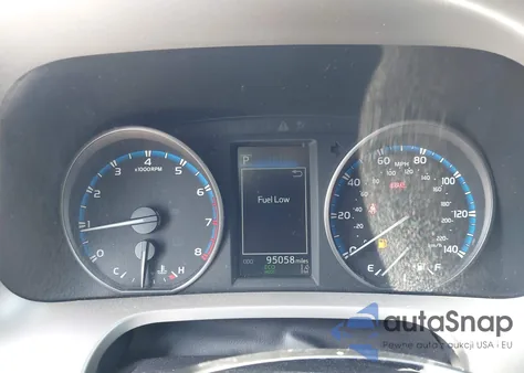 2017 Toyota Rav4 Xle z USA, uszkodzony, nr VIN 2T3RFREV5HW656166